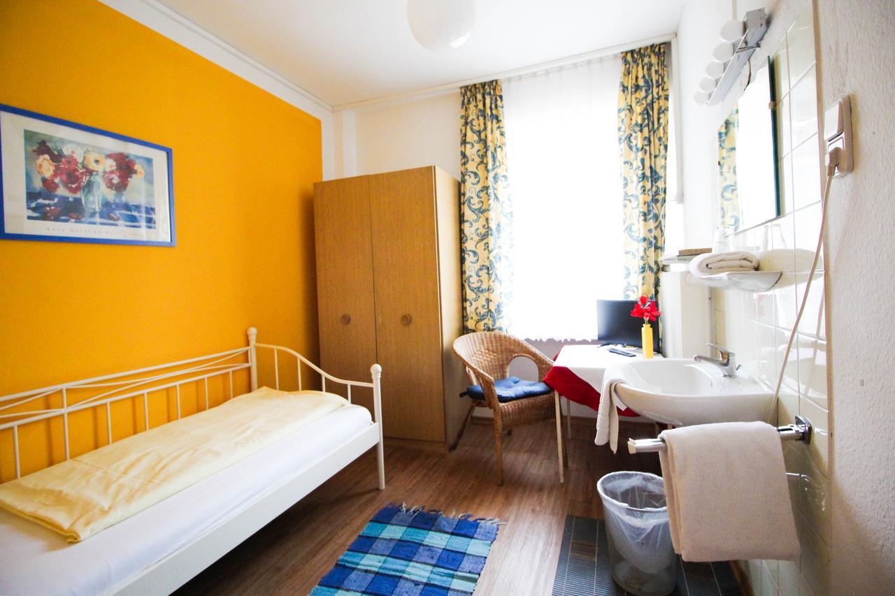 Hotel Pension Am Hauptbahnhof Мюнхен Экстерьер фото